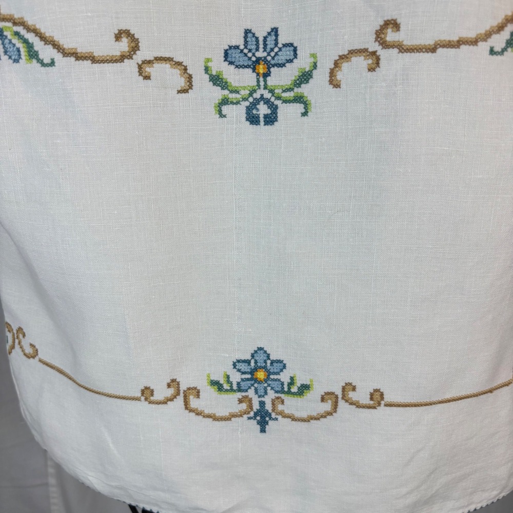 Vintage Floral Cross Stitch Embroidered Wht Linen Vest  Handmade Upcycled  Sz S - Picture 6 of 14